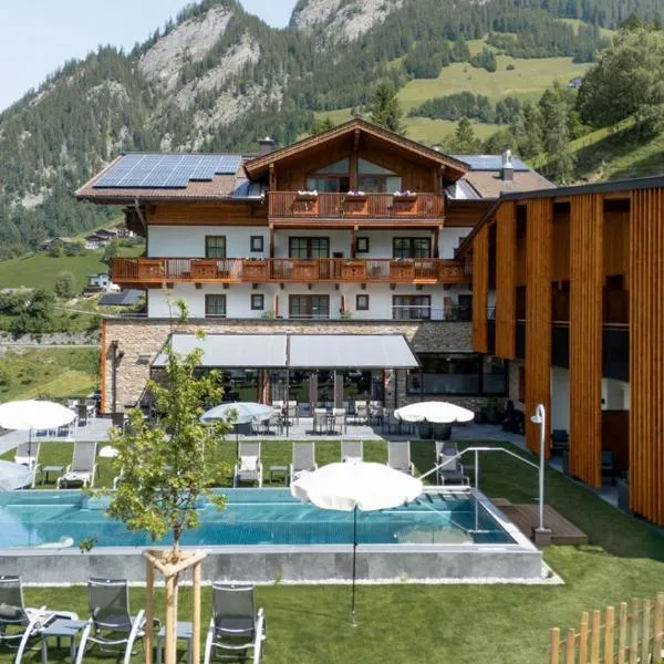 Hotel Dorfer, hotel in Grossarl