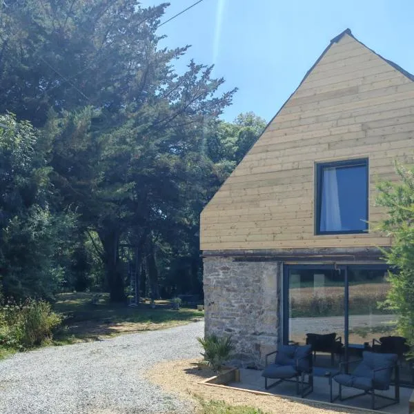 Maison en pierres à 10 min des plages, Golfe du Morbihan, ξενοδοχείο σε Surzur