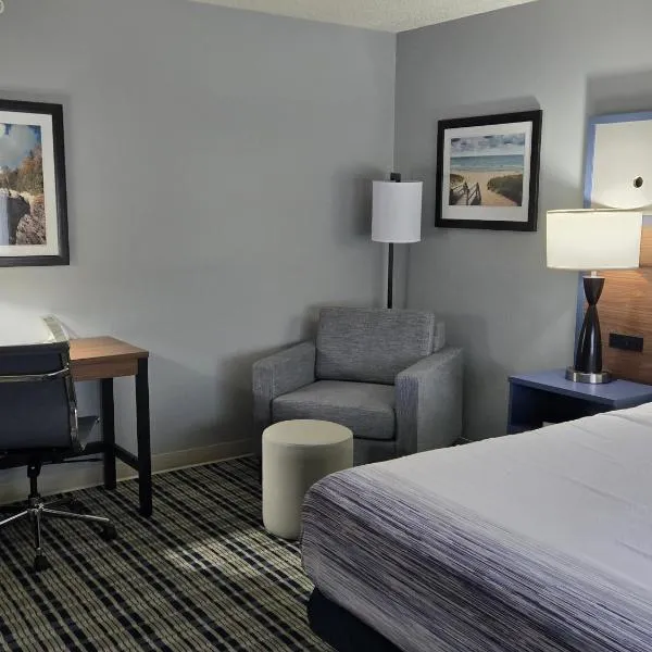 AmericInn by Wyndham Sturgeon Bay, hotel v destinaci Sturgeon Bay
