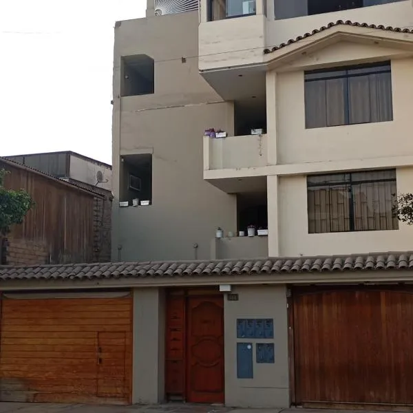 Hospedaje Las Lilas Surco, hotel in Lima