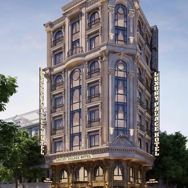 Luxury Place Hotel, hotel in Hanoi