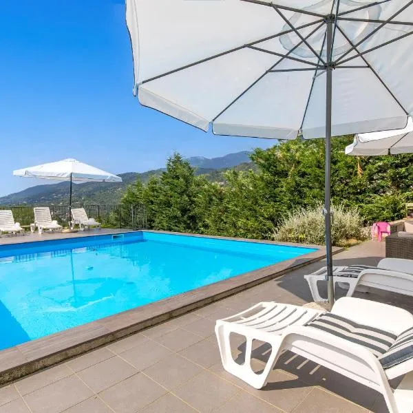 Villa Alternus-apartman Dora, khách sạn ở Ičići