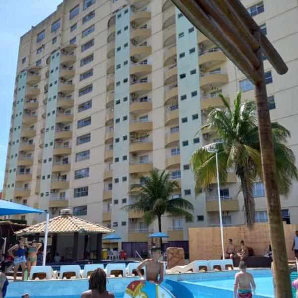 Apartamento - Suíte com varanda - Thermas Place - Caldas Novas - 5 pessoas - Foto 4