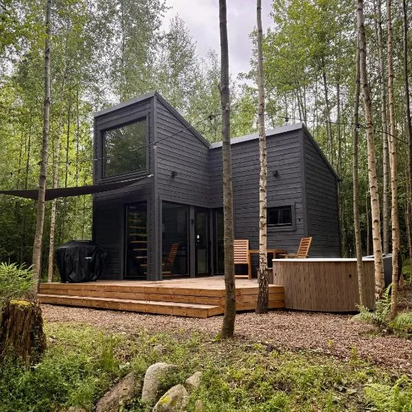 Private mini-villa retreat in nature, ξενοδοχείο σε Penu