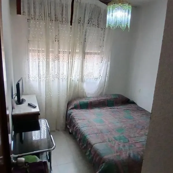 Room in Guest room - Cuarto Privado Doble en Toledo, hotel v destinaci Toledo