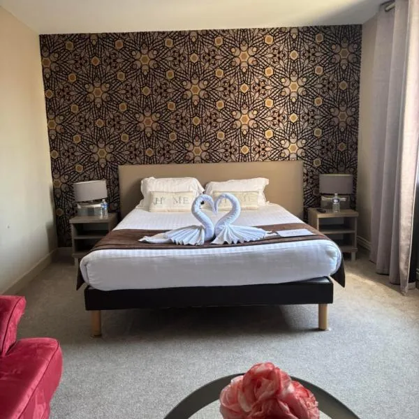 Hôtel L'Univers, hotel v destinaci Châtellerault