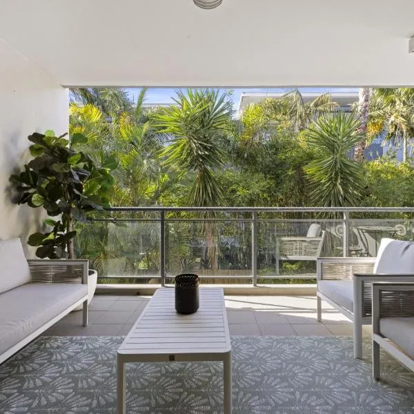 Bright 2-Bed Apartment Near Narrabeen Beach, hotel en Narrabeen