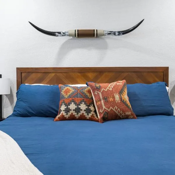 The Rae | Sequoia Motel RM 5, hotel in Three Rivers