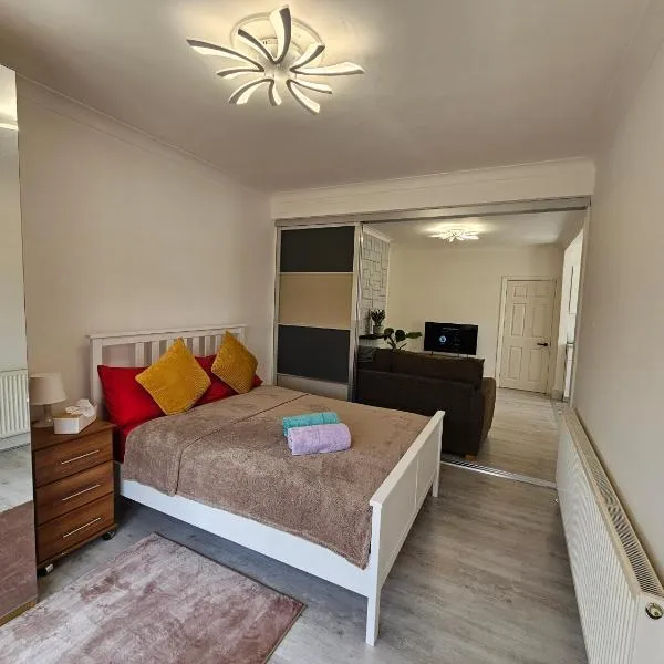 Fantastic 4 Apartments, hotel v destinaci Dagenham Dock
