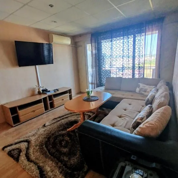 Galina Apartment, hotel in Kŭrdzhali