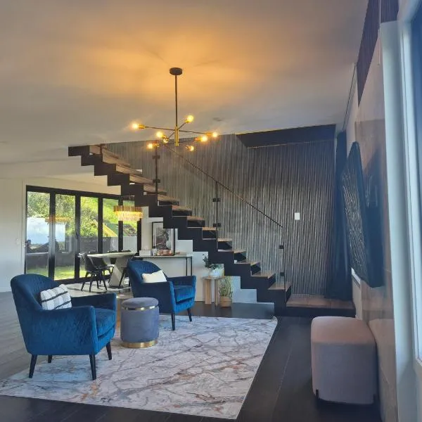 RESIDENTIAL 4 BEDROOM House, hotel v destinaci Coffs Harbour