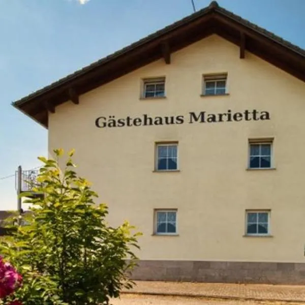 Gästehaus Marietta, hotel v destinaci Osann-Monzel