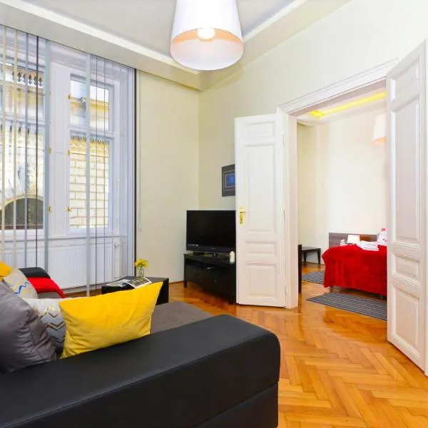 Luxury Opera Apartment, hotel in Budapest