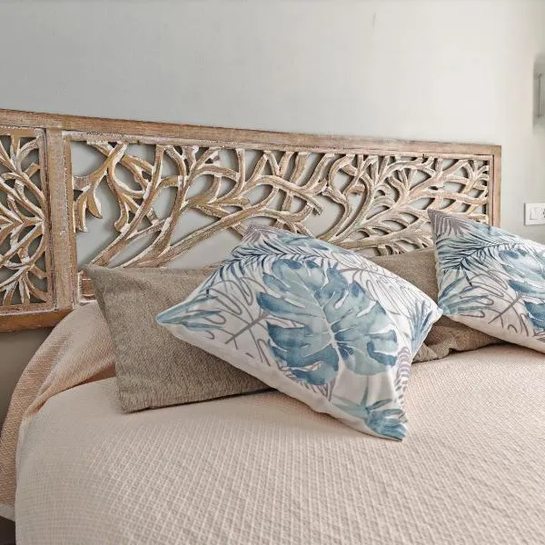 HOSTAL RIGAU, hotel v destinaci Sant Feliu de Guixols