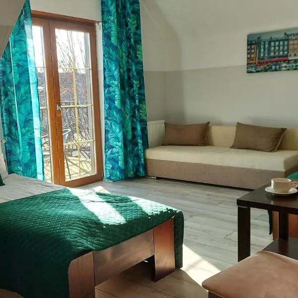 Grzegorz Lisiecki, hotel di Drawno