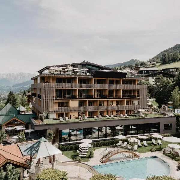 Hotel Berghof - St Johann in Salzburg, hotel v destinaci Sankt Johann im Pongau