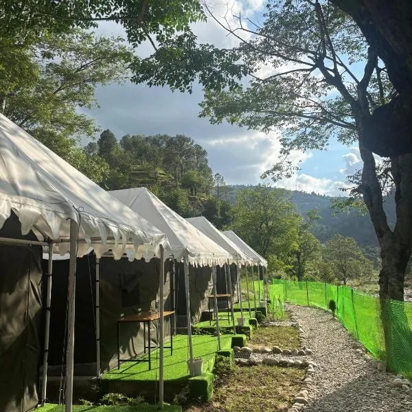 Whispering Water Camp, hotel v destinaci Mukteswar