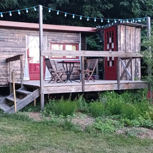 La Haute Brunie, hotel in Roussines