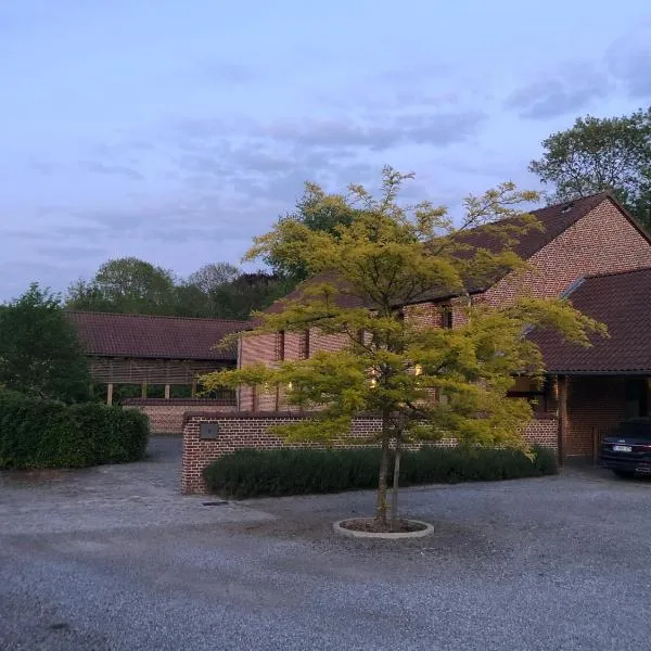 Domaine du Bois d'Hez - Corporate Privative Hotel, hotell sihtkohas Genappe