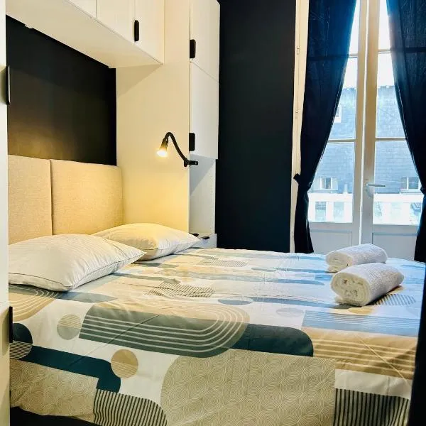 Studio Malheux centre ville avec terrasse, hotel in Trouville-sur-Mer