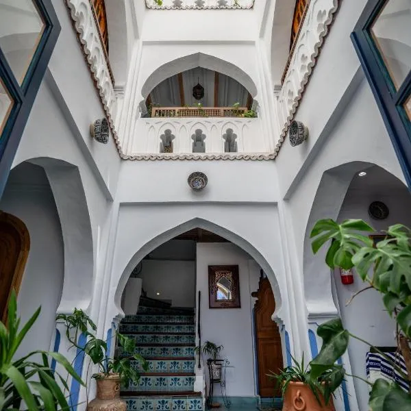 Riad ALHAMBRA, hotel v destinaci Šafšawán