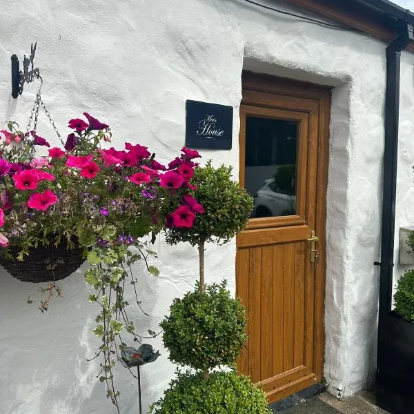 St Ronans Cottages, hotel in Duffstown