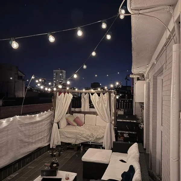 Rooftop Bernabeu Retreat, готель у Мадриді