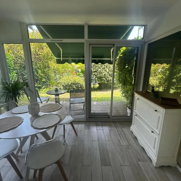 Bahia, hotel in Villeneuve-Loubet
