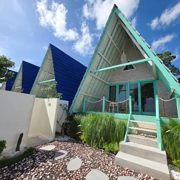 Secret Triangle, hotel v destinaci Toyapakeh
