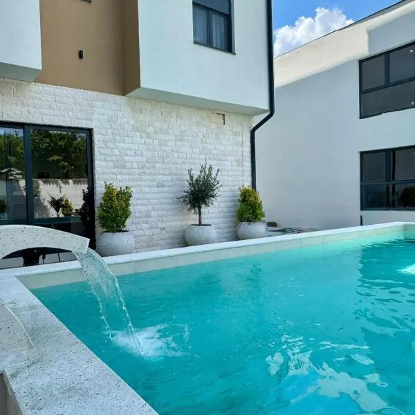 POOL RESORT- Vila Lena- Studio 3, hotel v mestu Vrdnik
