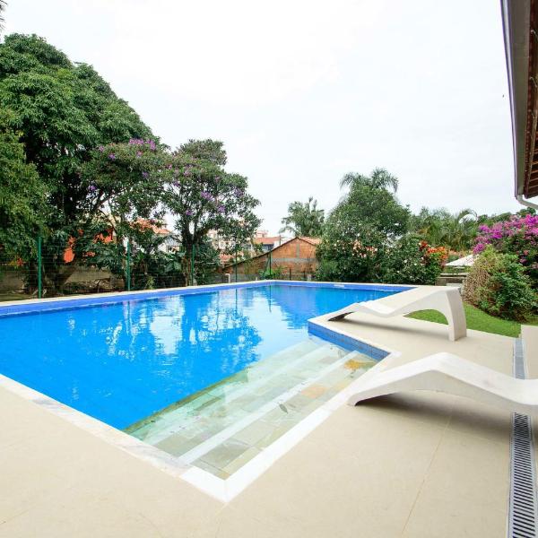 Casa com piscina a 500m da praia AM7276