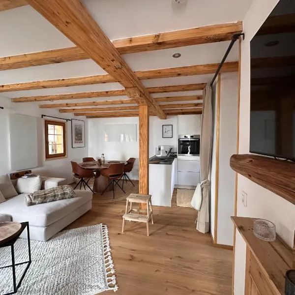 Chalet Mont Soleil, готель у місті Arbaz