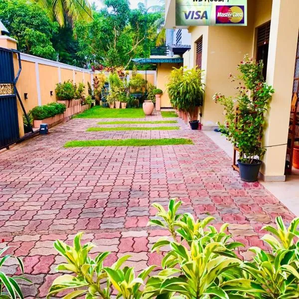 Lahiru Airport Villa, hotel v destinaci Andiambalama