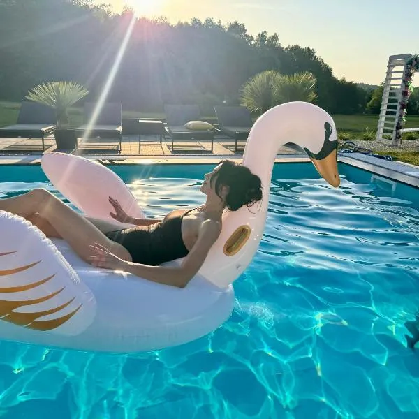 Bieszczadzka Wataha, hotel v destinácii Paszowa