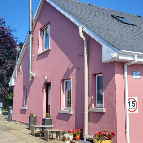 Kilkenny rental The Folly Lodge minutes from city centre R95RYC8, hotel v destinaci Kilkenny