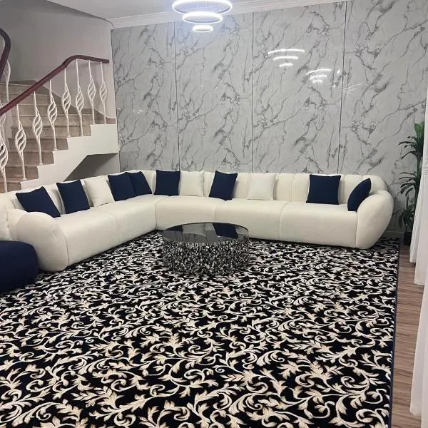 Royal Line Vacation Homes Rental LLC, khách sạn ở Dubai