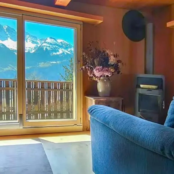 Chalet Montana mit Bergblick, hotel v destinaci Brunig