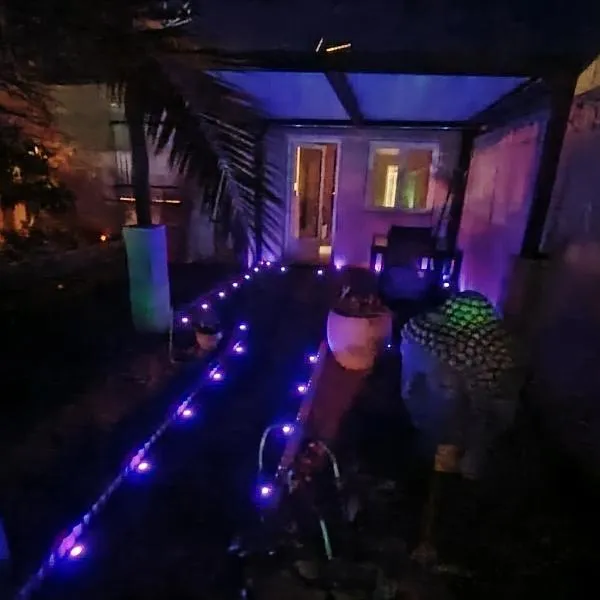 Ni 100%Gite,Ni100% loc chez Kheira&Pascal, hotel in Vitrolles