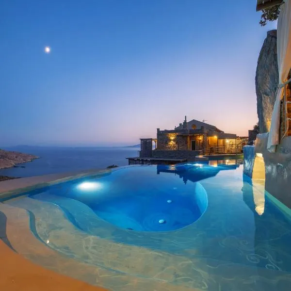Aegean Castle Andros – Adults Only, hotel v destinaci Agia Eleousa