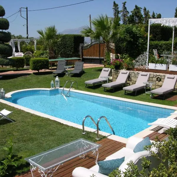Villa Amelie-Private pool, hotel in Marathítis