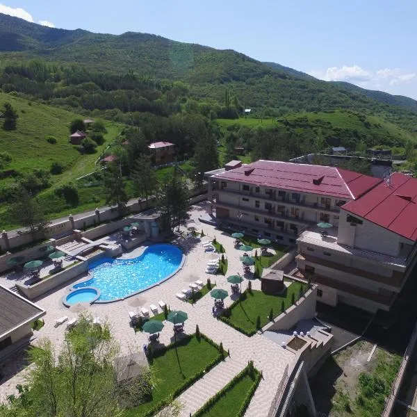 Aghveran Ararat Resort Hotel, hotel v destinaci Arzakan