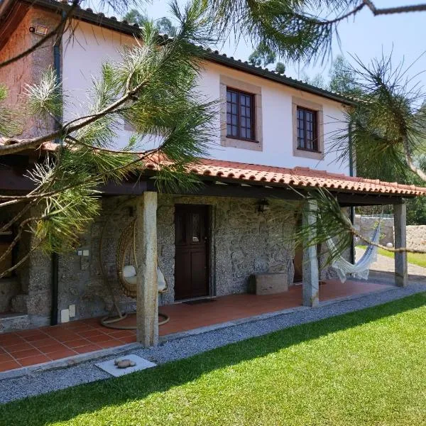 Casa do Costeiro by AlmaStay, hotel in Gondufe