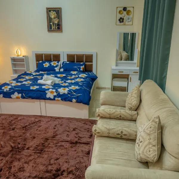 Baith al jannah super family friendly rooms, hotel in Muşaffaḩ