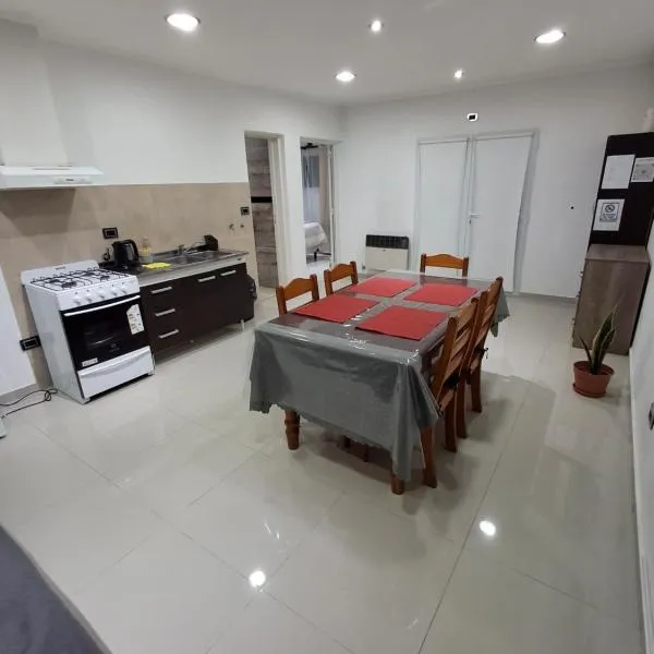 Alojamiento ByB, ξενοδοχείο σε Plottier