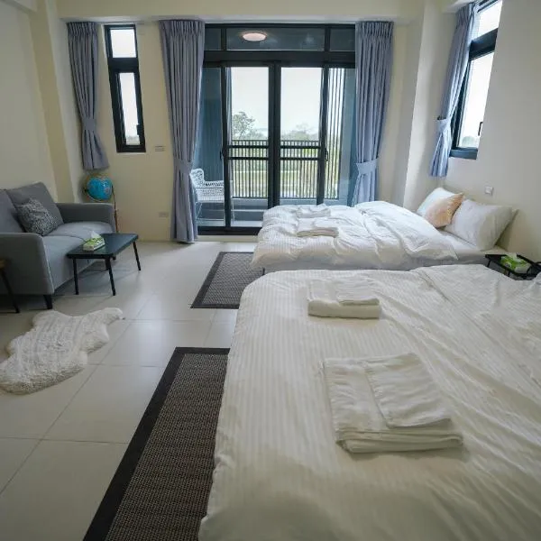 Yuejin Port B&B, hotel in T'u-k'u