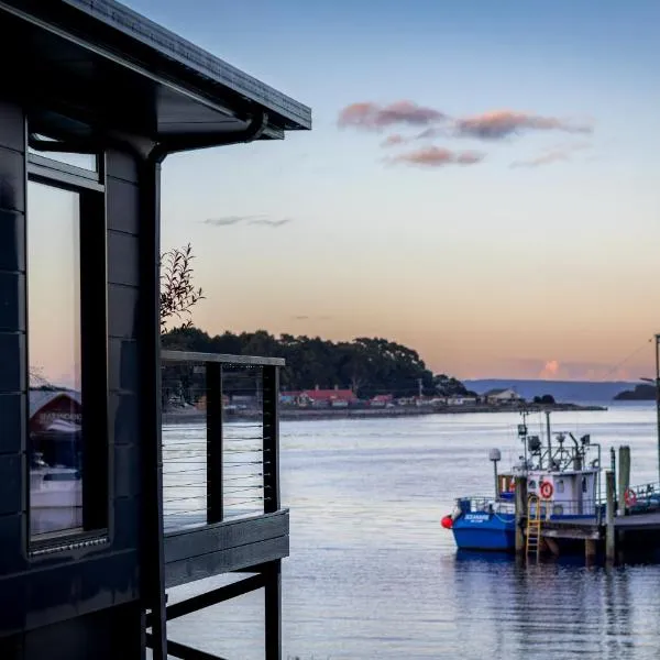 The Seafarer, hotel in Strahan