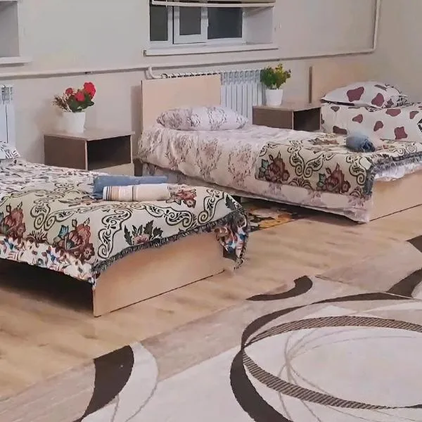 Guest house Comfort, hotel v destinaci Naryn