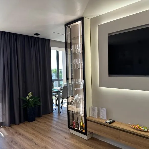 luxury Apartmens na Duhnovicha , напроти Аквапарка "Карпатія", Hotel in Mukatschewo