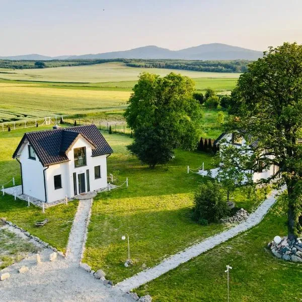 Nuka House - Teatr Natury z Jacuzzi, hotel v destinaci Łąka Prudnicka
