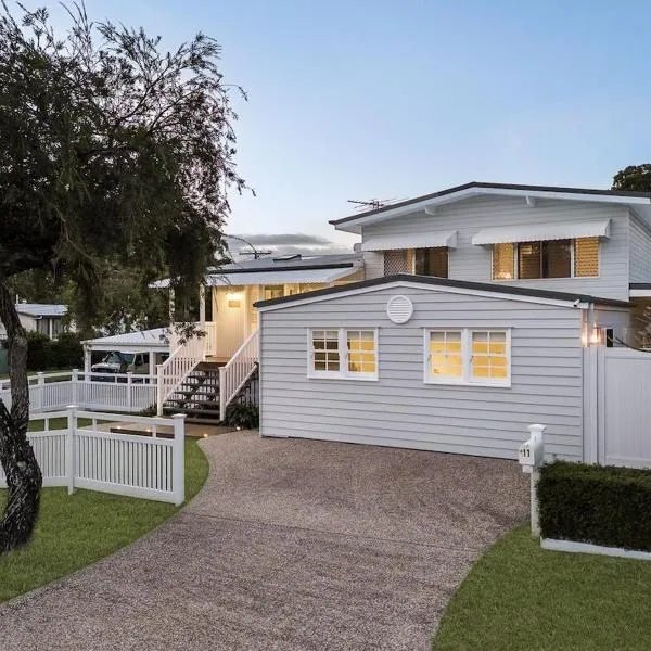 BellaVita pet-friendly Oasis in Margate, ξενοδοχείο σε Woody Point